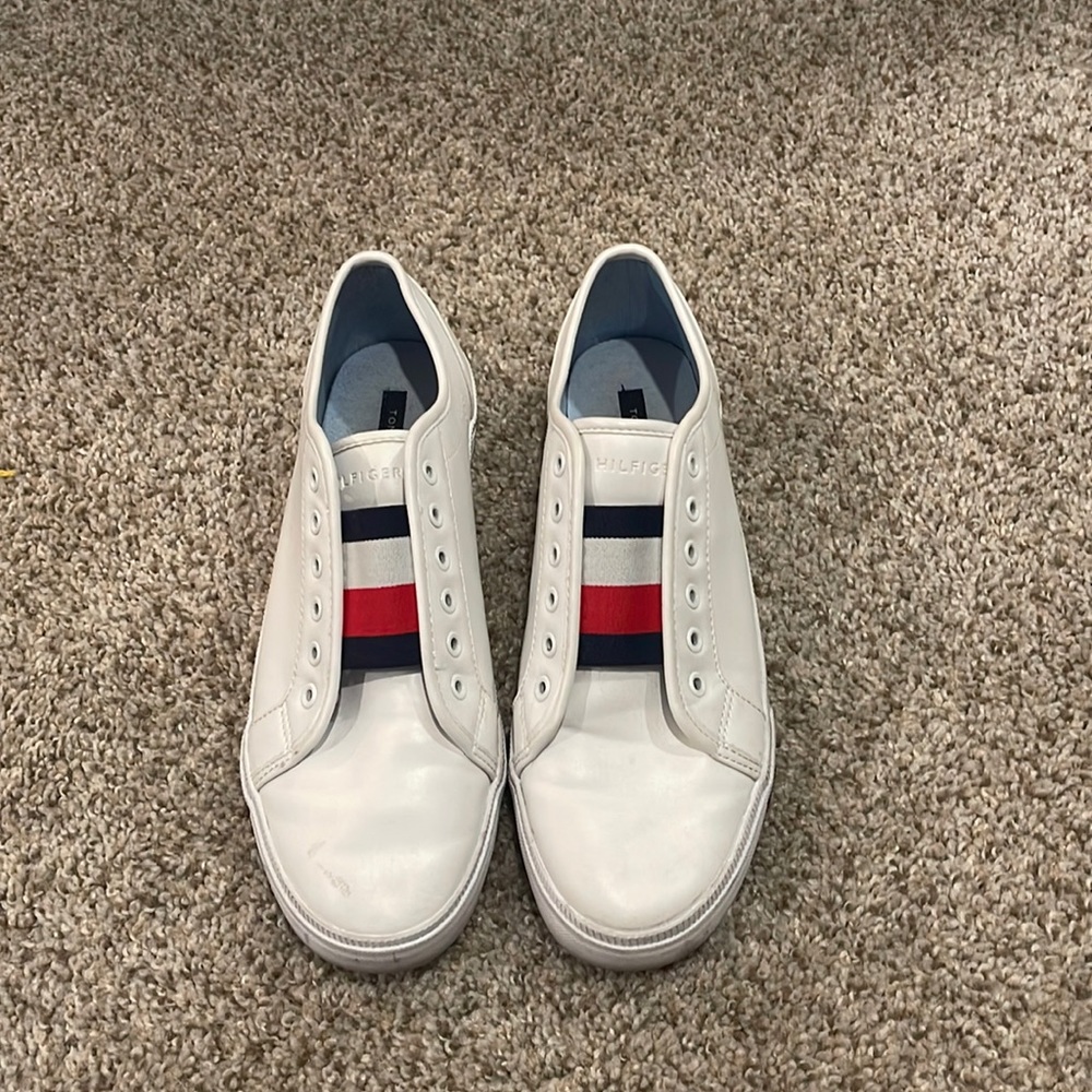 Tommy Hilfiger slide ons